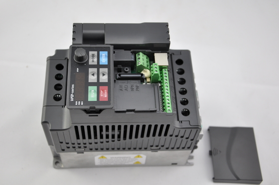 94818000 Assembly Vfd Programmed Conveyor Delta Vfd015el21a for XLC7000 Cutter