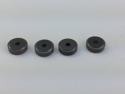 90812000 Roller Rear Lower Roller Guide is a part of the XLC7000