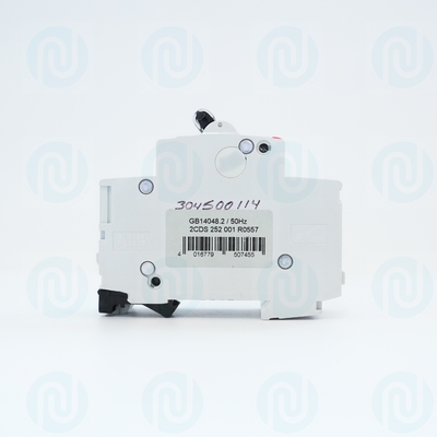 304500114 Ckt Brkr 40A Iec947-2 400v GT5250 Auto Cutter Machine Parts